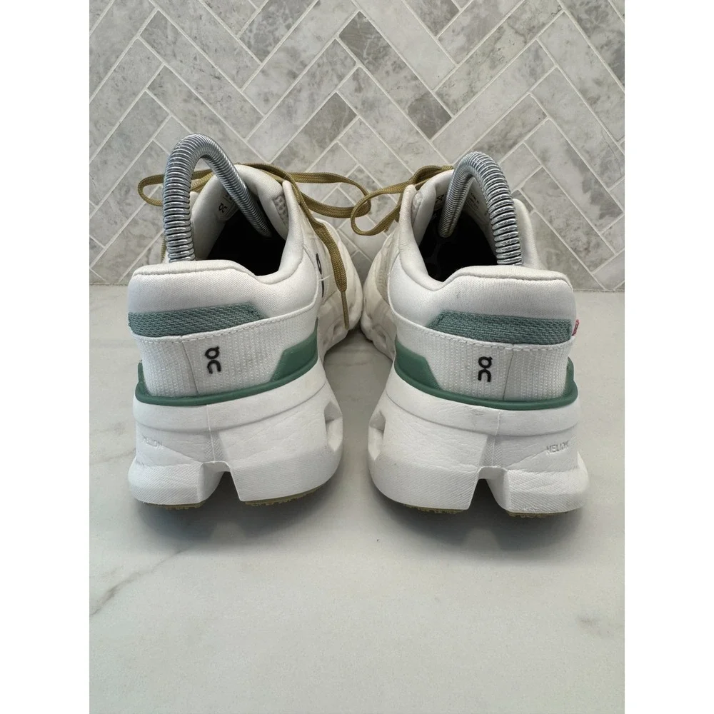 On Running Cloudrunner 2 Running Shoes Womens 8 Undyed Green Lace Up Sneakers